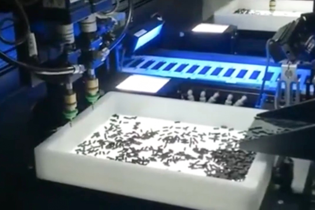 Electronics flexible feeding